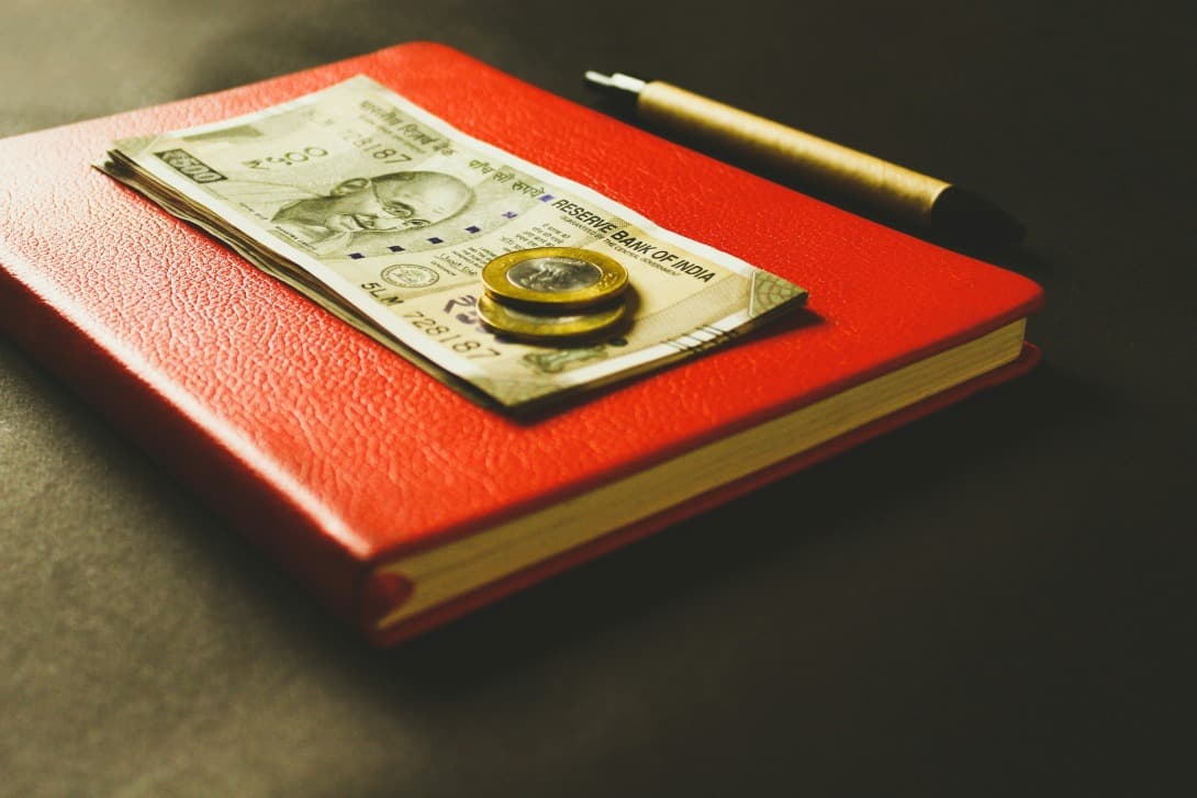 What is the total course fees of design courses at NID, NIFT & IIT-IDC?